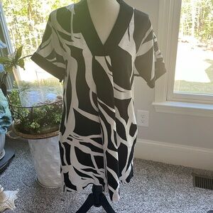 Rachel  Zoe Woman’s Linen Dress in Sz XS in gently used condition